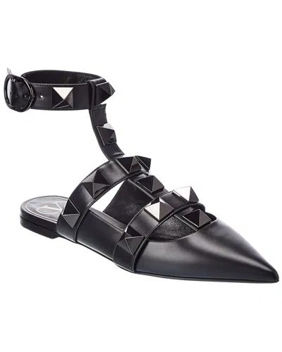Valentino Garavani Valentino Roman Stud Leather Ankle Strap Flat In Schwarz