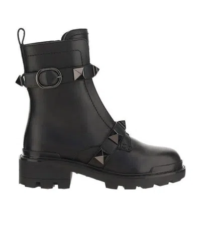 Valentino Garavani Roman Stud Leather Combat Boots In Black