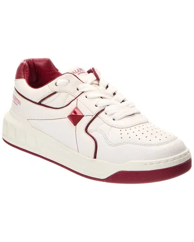 Valentino Garavani Valentino Roman Stud Leather Sneaker In Pink