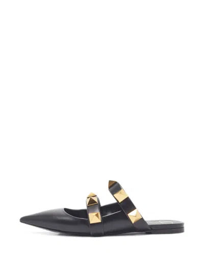 Pre-owned Valentino Garavani Roman Stud Mules In Black