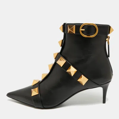 Pre-owned Valentino Garavani Roman Stud Size 37.5 Black Leather Ankle Length Boots