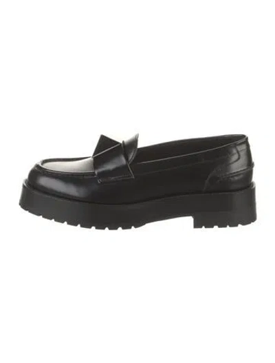 Pre-owned Valentino Garavani Romanstud Leather Loafers In Black