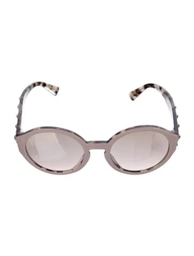 Pre-owned Valentino Round Gradient Sunglasses In Neutrals