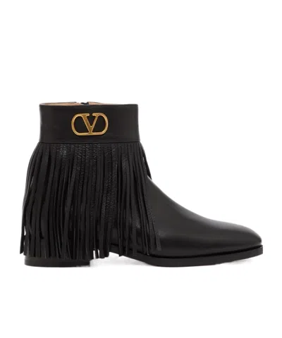 Valentino Garavani Round-head Short Boots In Black