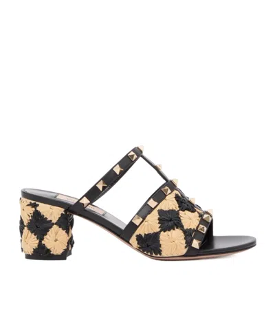 Valentino Garavani Round-headed High-heeled Sandals In Black