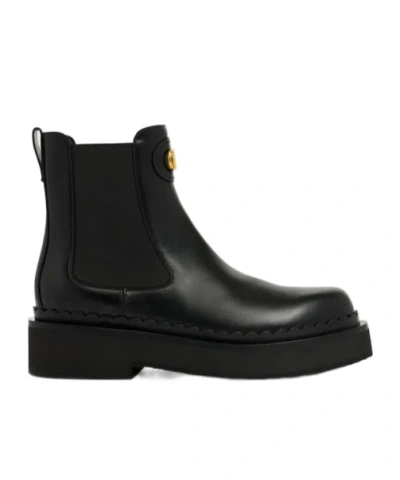 Valentino Garavani Round Toe Ankle Boots In Black
