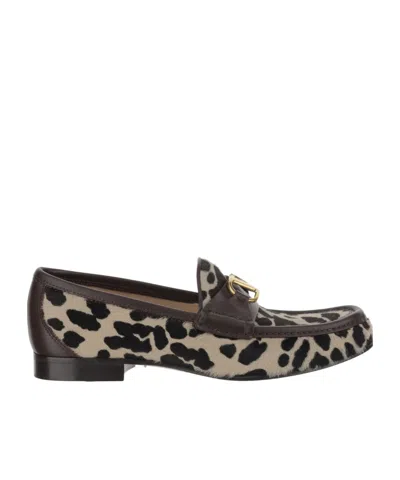 Valentino Garavani Round Toe Loafers In Black