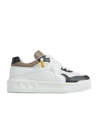 VALENTINO GARAVANI ROUND TOE LOW-TOP CASUAL SHOES
