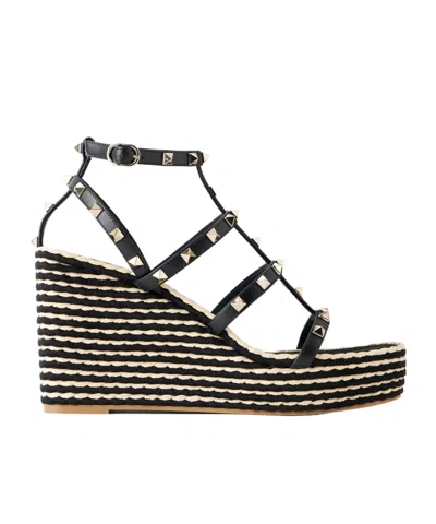 Valentino Garavani Round-toe Wedge Sandals In Black