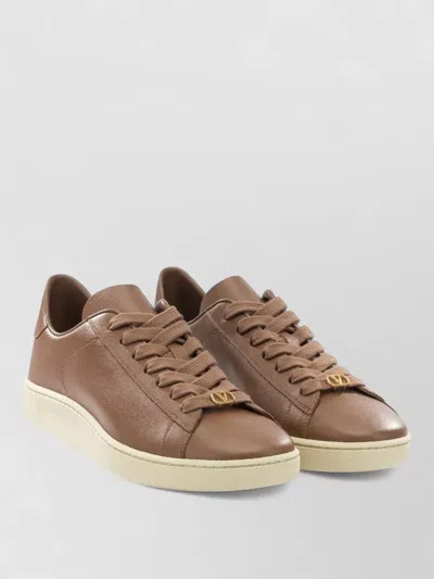 Valentino Garavani Royco Low Top Sneakers Rubber Sole In Brown