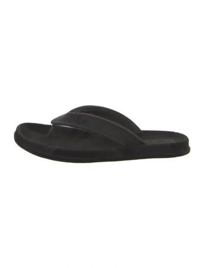 Pre-owned Valentino Garavani Rubber Flip Flops In Black