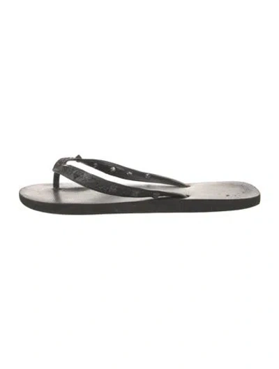 Pre-owned Valentino Garavani Rubber Flip Flops In Black