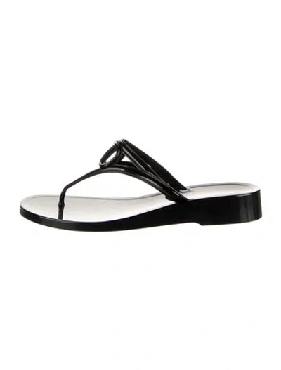 Pre-owned Valentino Garavani Rubber Flip Flops W/ Tags In Black