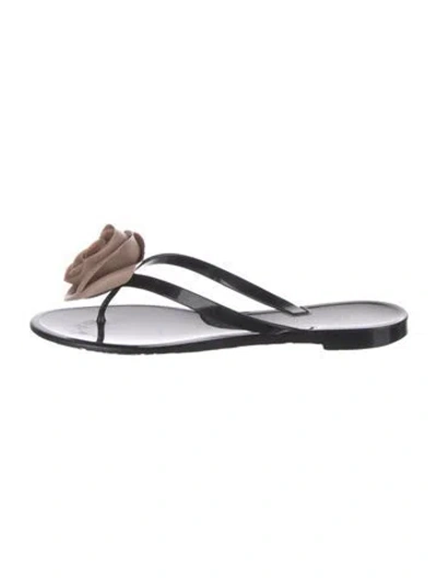 Pre-owned Valentino Garavani Rubber Floral Print Flip Flops In Black