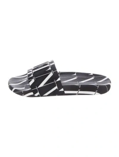 Pre-owned Valentino Garavani Rubber Printed Slides In Black