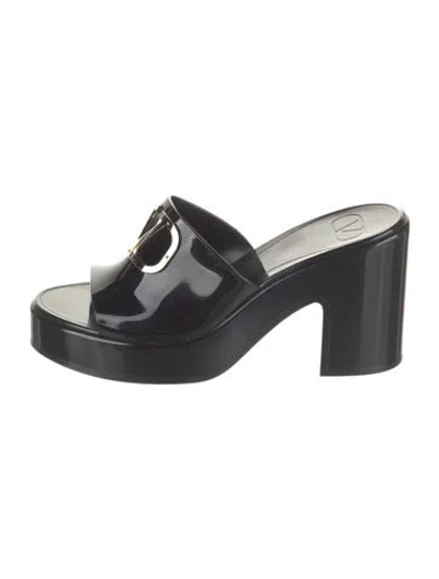 Pre-owned Valentino Garavani Rubber Printed Slides In Black