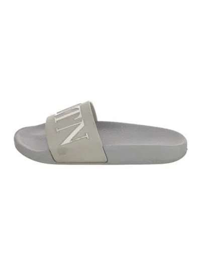 Pre-owned Valentino Garavani Rubber Printed Slides In Gray
