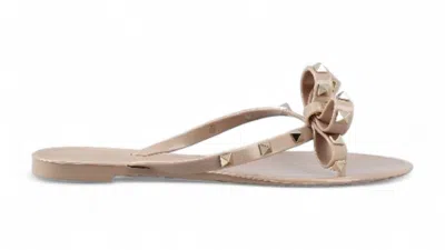 Pre-owned Valentino Garavani Rubber Rockstud Thong (women's) Sneakers In Pale Pink