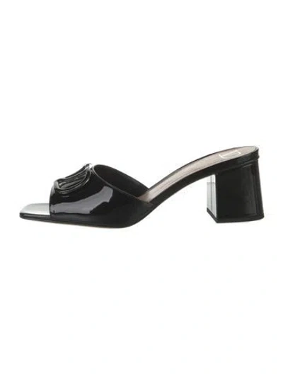 Pre-owned Valentino Garavani Rubber Slides In Black