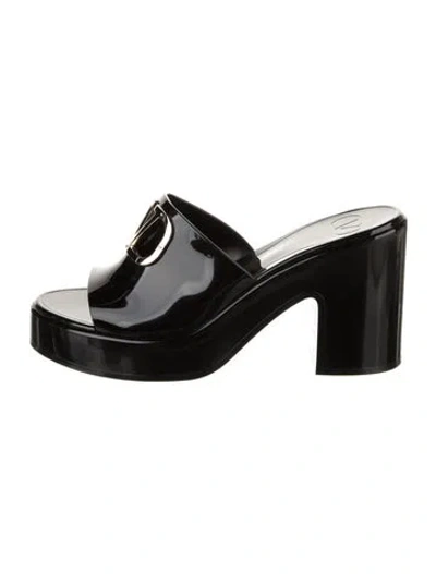 Pre-owned Valentino Garavani Rubber Slides W/ Tags In Black
