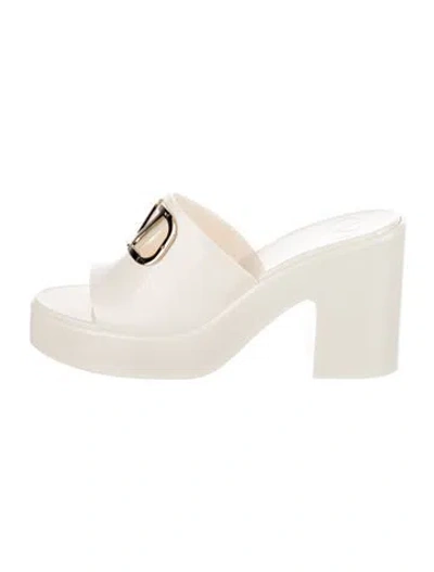 Pre-owned Valentino Garavani Rubber Slides W/ Tags In White