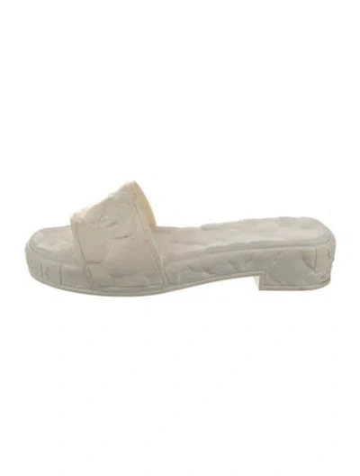Pre-owned Valentino Garavani Rubber Slides In White