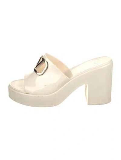 Pre-owned Valentino Garavani Rubber Slides In White