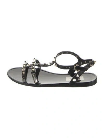 Pre-owned Valentino Garavani Rubber Studded Accents T-strap Sandals In Black