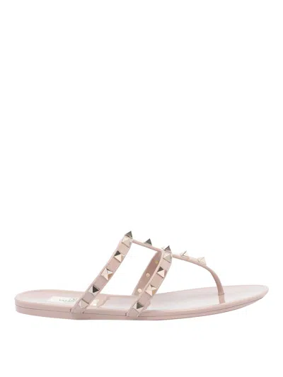 Valentino Garavani Rubber Rockstud Sandals In Nude