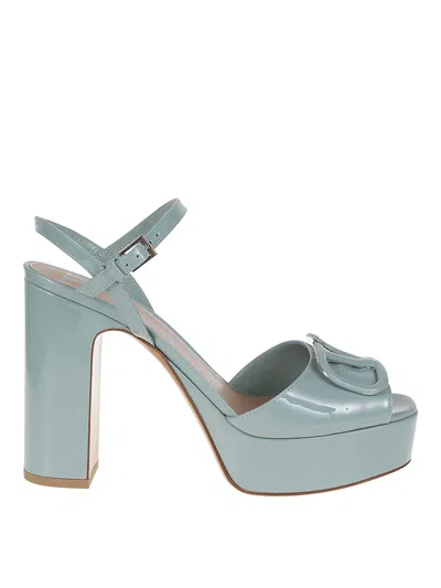 Valentino Garavani Slide Rockstud Sandals In Negro