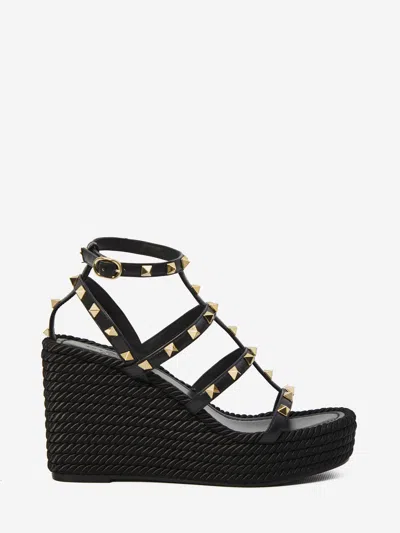 Valentino Garavani Rockstud Wedge Sandal In Black