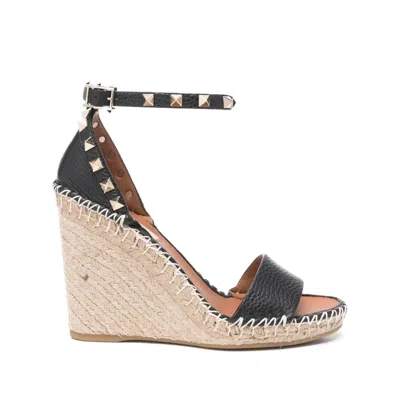 Valentino Garavani Shoes In Black