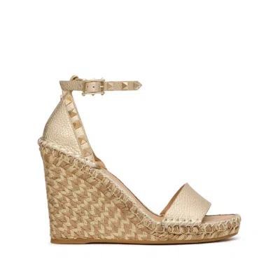 Valentino Garavani Shoes In Gold