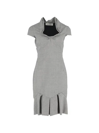 Pre-owned Valentino Short-sleeve Midi Dress In Gray