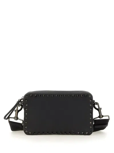 Valentino Garavani Shoulder Bag In Black