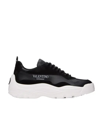 Valentino Garavani Side Logo Low Upper Board Shoes In Black