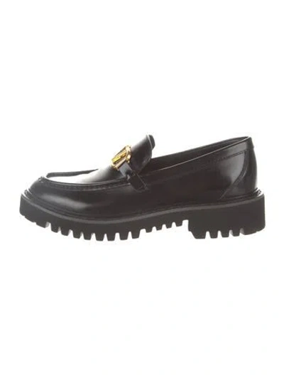 Pre-owned Valentino Garavani Signature Logo Leather Loafers In Black