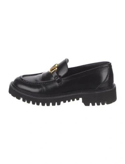 Pre-owned Valentino Garavani Signature Logo Leather Loafers In Black
