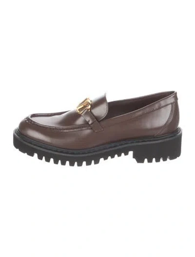 Pre-owned Valentino Garavani Signature Logo Leather Loafers In Brown