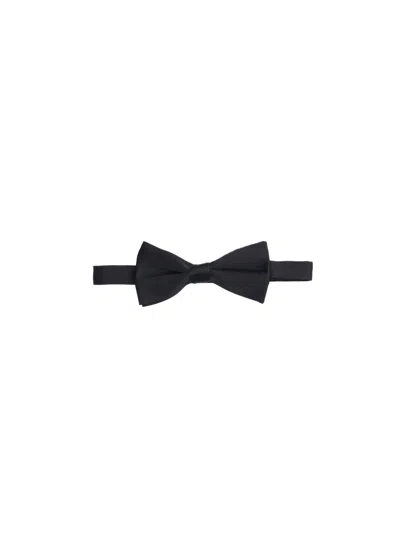Valentino Garavani Silk Bow Tie In Black