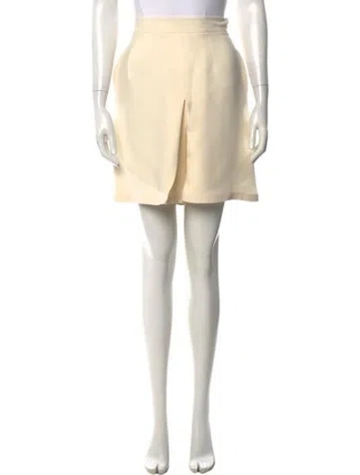 Pre-owned Valentino Silk Knee-length Shorts In White