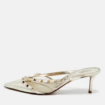 Pre-owned Valentino Garavani Silver Leather And Mesh Rockstud Pumps Size 38.5