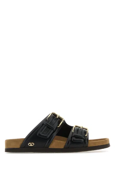 Valentino Garavani Fussfriend Leather Sandals In Black
