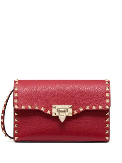 Valentino Garavani Rockstud Leather Crossbody Bag In 红色