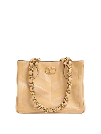 Valentino Garavani Small Tote Laseine In Nude