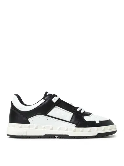 VALENTINO GARAVANI SMOOTH LEATHER FREEDOT SNEAKER