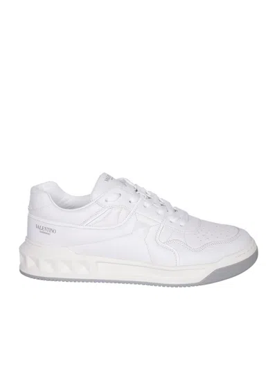 Valentino Garavani Valentino Trainers In White