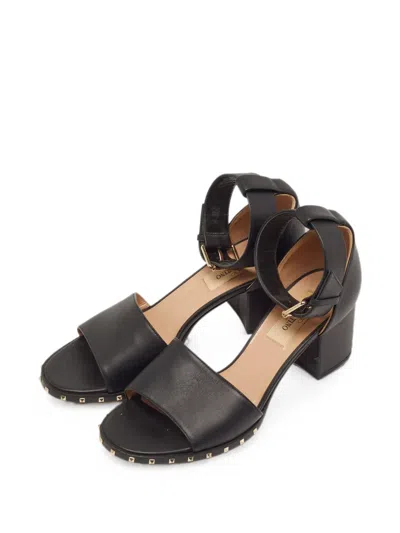 Pre-owned Valentino Garavani Soul Rockstud Ankle Strap Sandals In Black