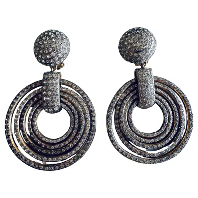 Pre-owned Valentino Sparkling 1980s  Rhinestone Clip-on Earrings – Vintage Glamour In Black