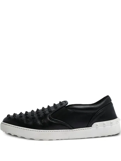 Pre-owned Valentino Garavani Spike-embellished Sneakers